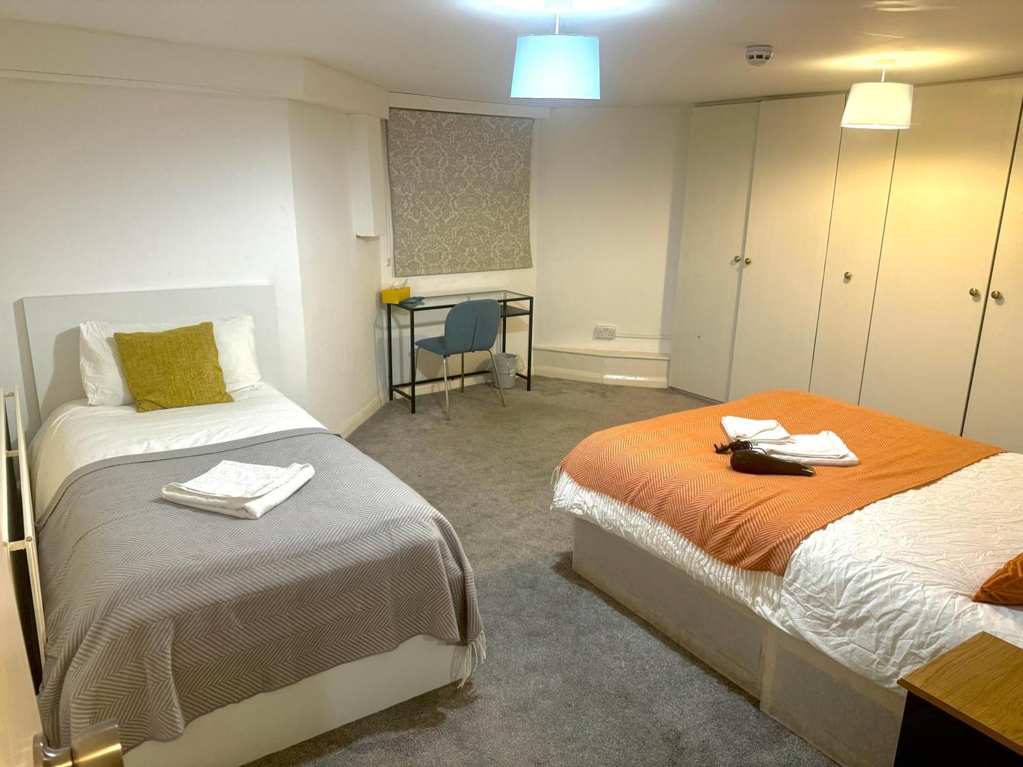 Private Bedrooms In Finsbury Park Station Habitación en casa particular