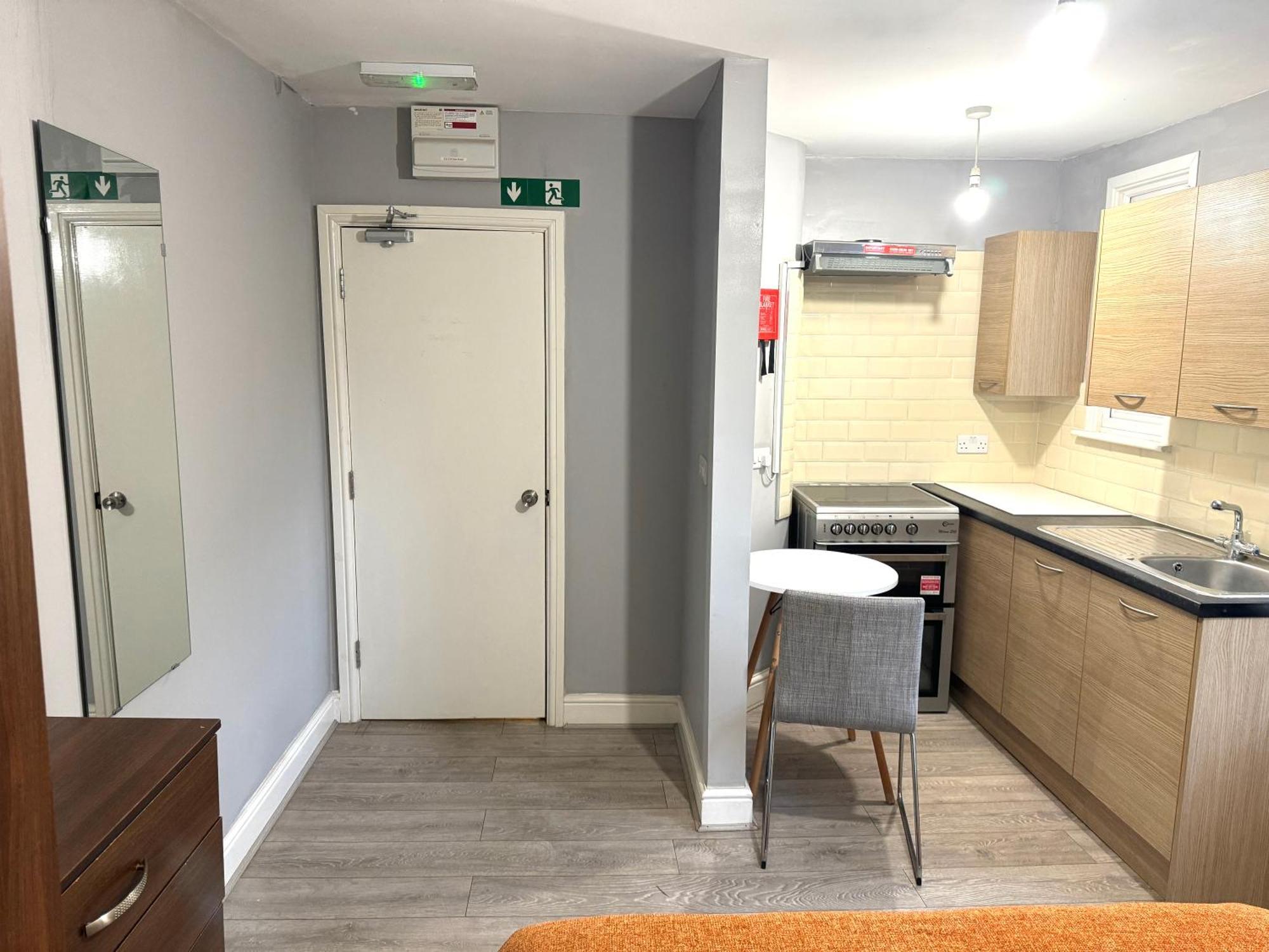 Private Bedrooms In Finsbury Park Station Hospedagem domiciliar *